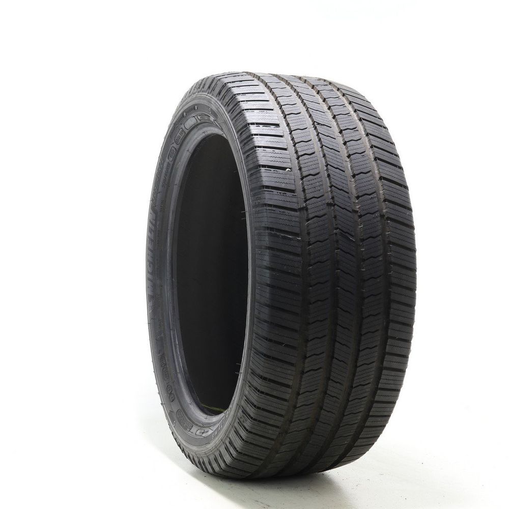 Driven Once 305/40R22 Michelin Defender LTX M/S 114H - 11/32 - Image 1