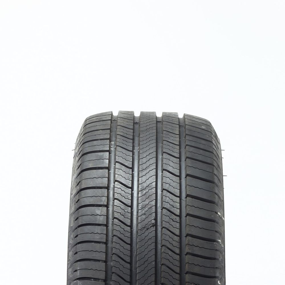 Set of (2) Driven Once 235/50R18 Michelin Defender 2 97H - 10.5/32 - Image 2