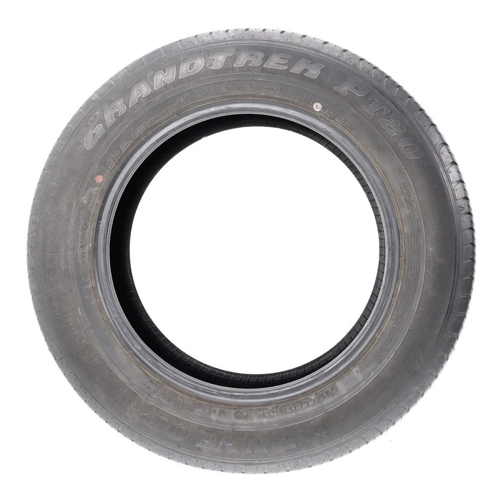 Set of (2) Used 225/65R17 Dunlop Grandtrek PT20 102H - 5-6.5/32 - Image 6