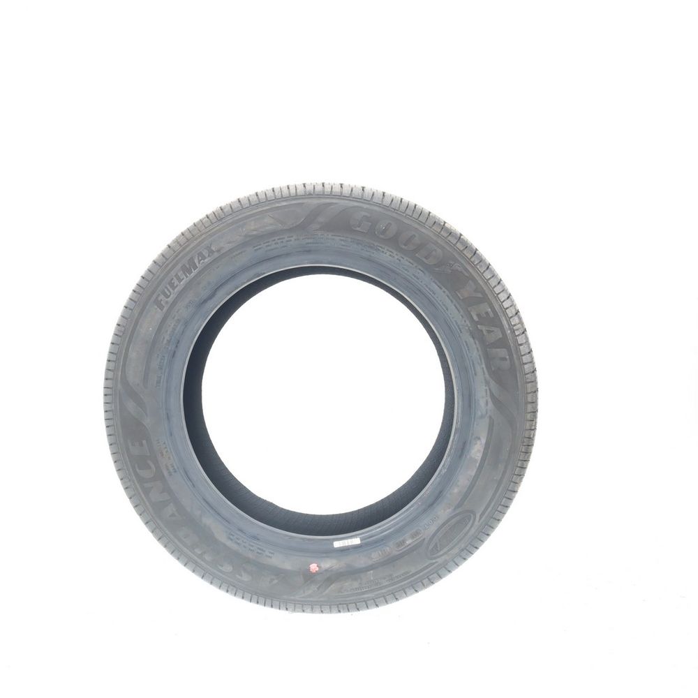 New 205/65R16 Goodyear Assurance Fuel Max 95H - Image 3