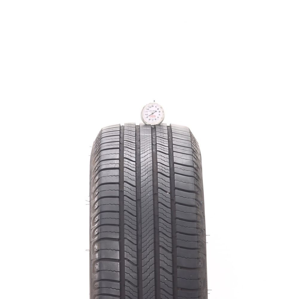 Set of (4) Used 225/60R18 Michelin Defender 2 100H - 9/32 - Image 2