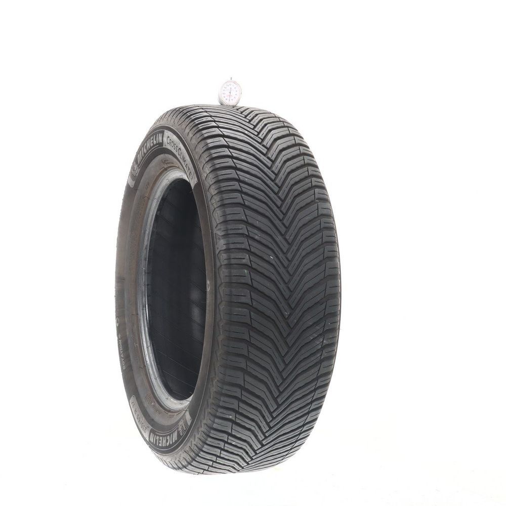 Used 235/65R17 Michelin CrossClimate 2 104T - 7/32 - Image 1