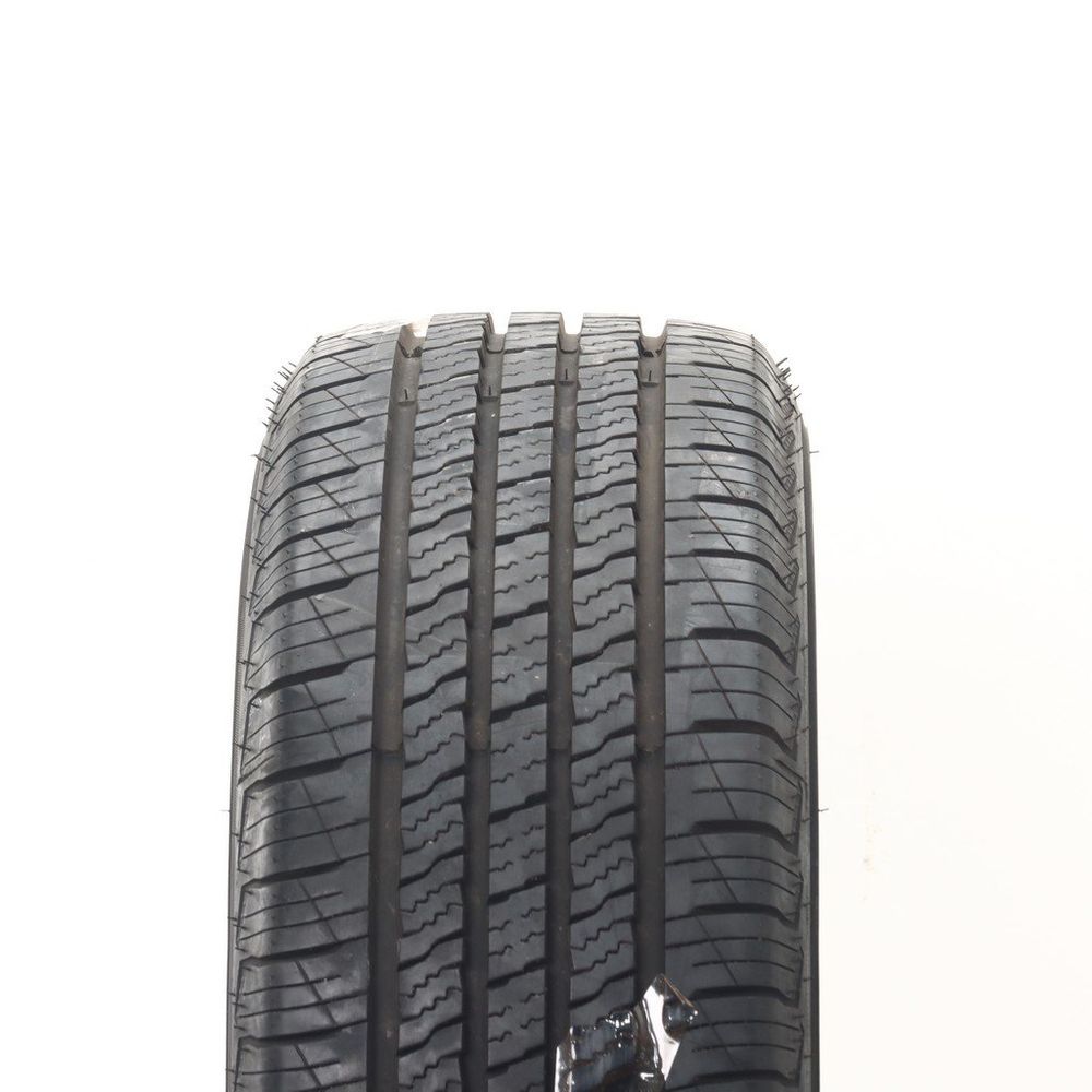New LT 235/65R16 Lionhart Lionclaw HT 121/119R E - Image 2