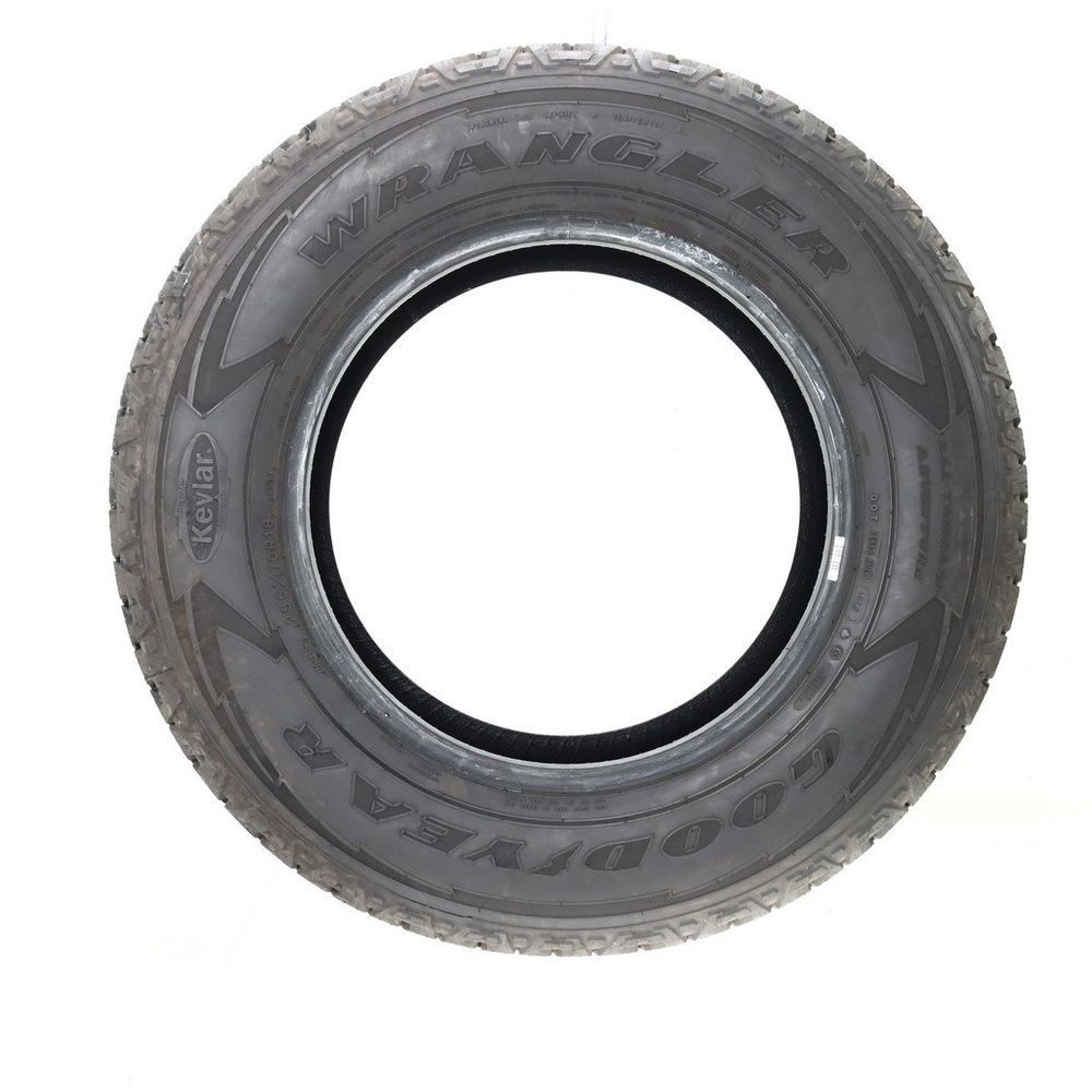 Set of (2) Used 255/70R18 Goodyear Wrangler All-Terrain Adventure Kevlar 113T - 10-11/32 - Image 3