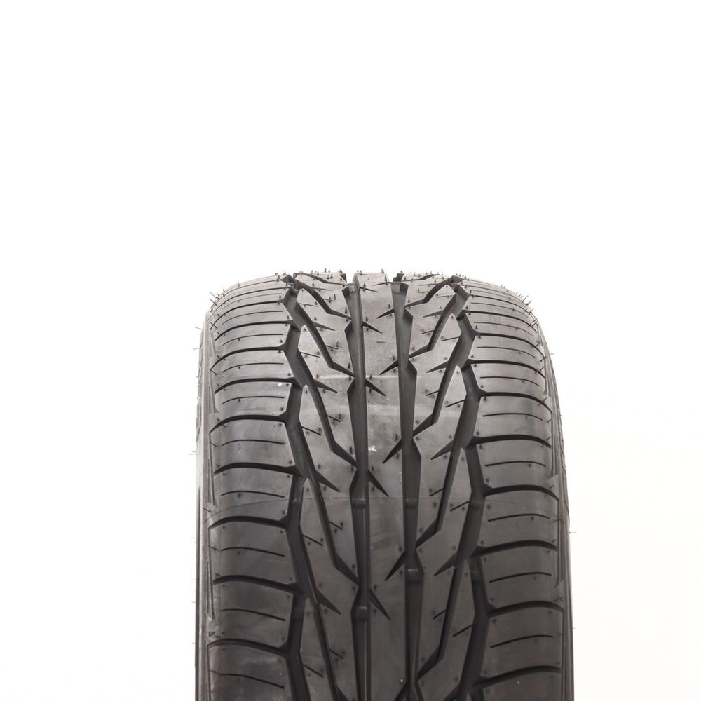 New 225/45R19 Toyo Extensa HP II 96W - Image 2