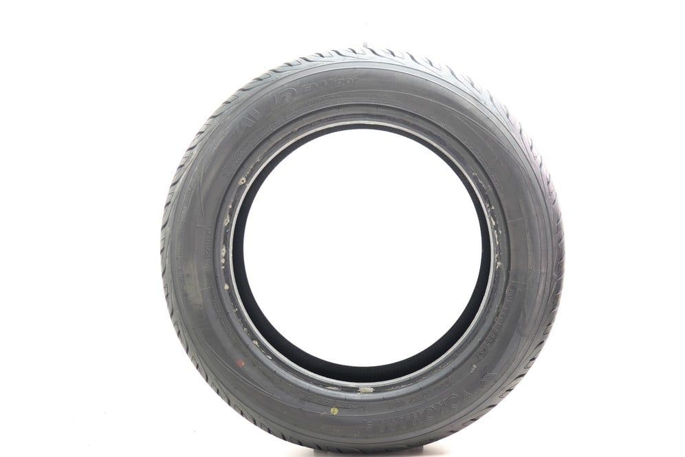 Used 235/55R17 Yokohama Avid Envigor 99H - 10/32 - Image 3