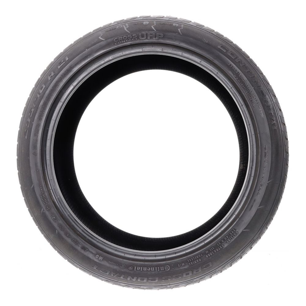 Set of (2) Used P 295/40R21 Continental CrossContact UHP MO 111W - 7.5/32 - Image 3