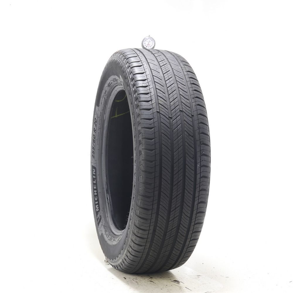 Set of (2) Used 255/60R20 Michelin Primacy All Season LR 113Y - 8/32 - Image 1