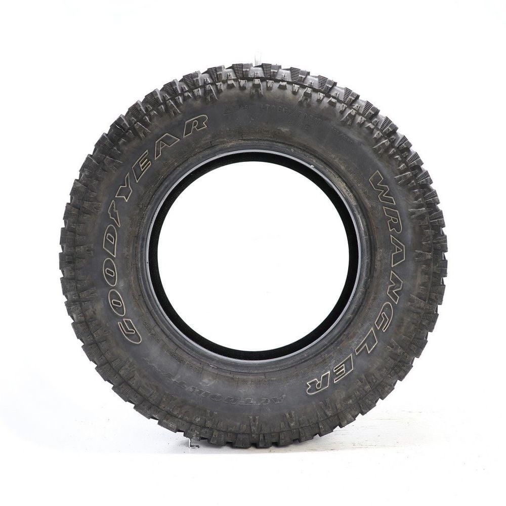 Used LT 265/70R17 Goodyear Wrangler Authority A/T 121/118Q - 10.5/32 - Image 3