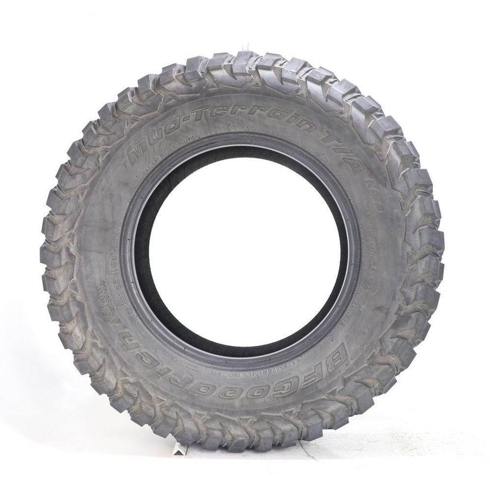 Used LT 285/70R17 BFGoodrich Mud-Terrain T/A KM3 121/118Q - 13.5/32 - Image 3
