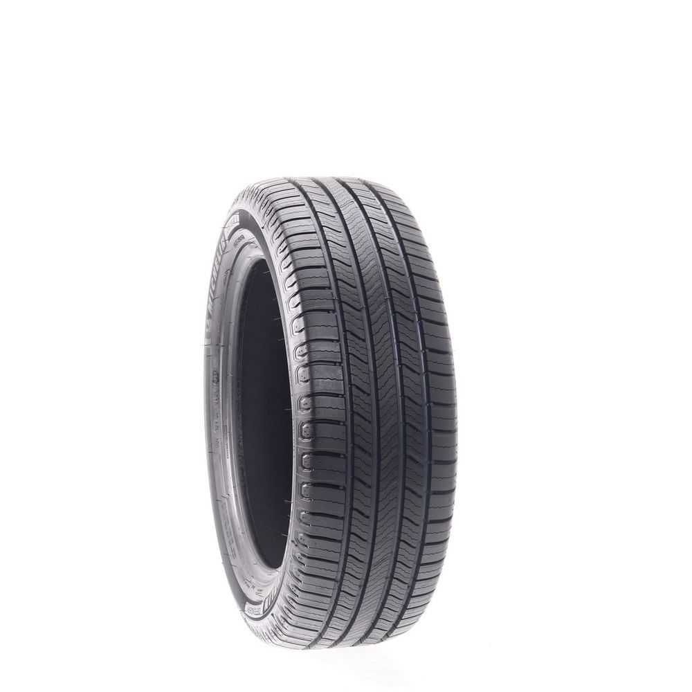 Set of (2) New 215/55R18 Michelin Defender 2 95H - New - Image 1