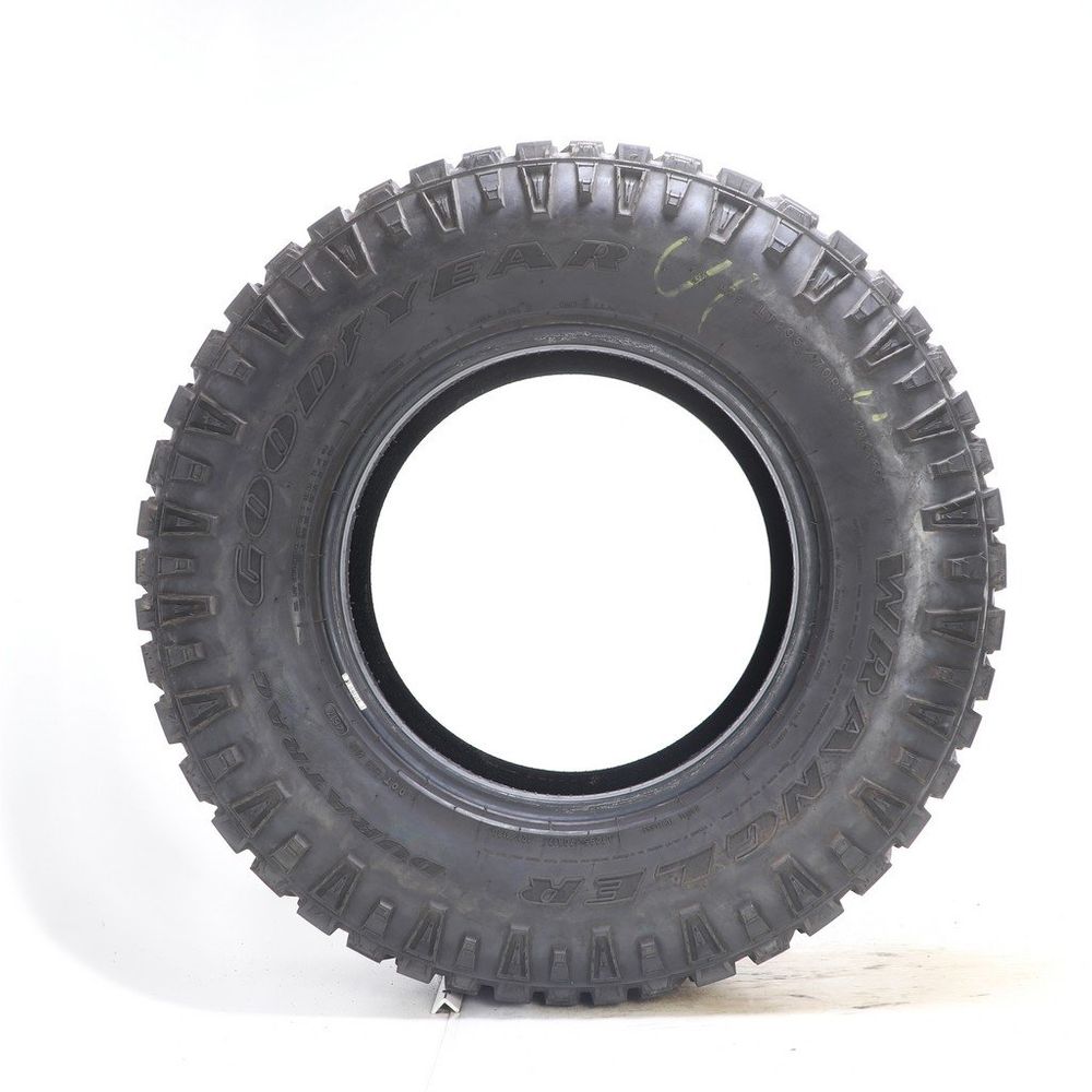 Set of (2) Used LT 295/70R17 Goodyear Wrangler Duratrac 121/118Q E - 15.5-16/32 - Image 6