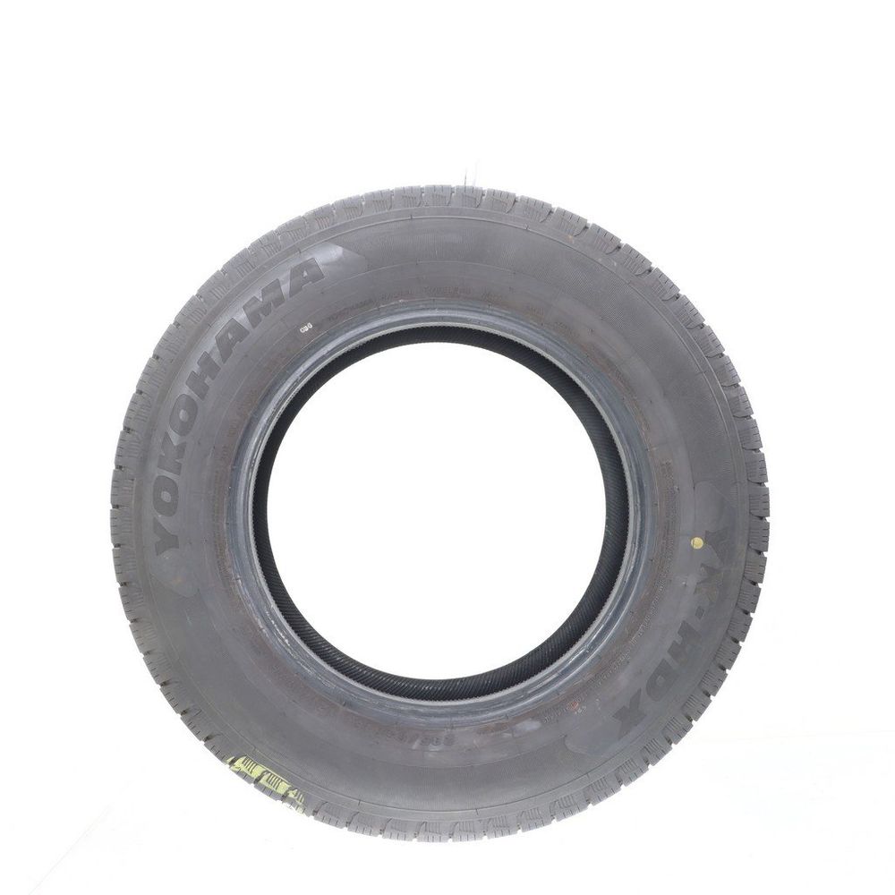 Set of (2) Used 235/65R16C Yokohama YK-HDX 121/119R - 13-13.5/32 - Image 3