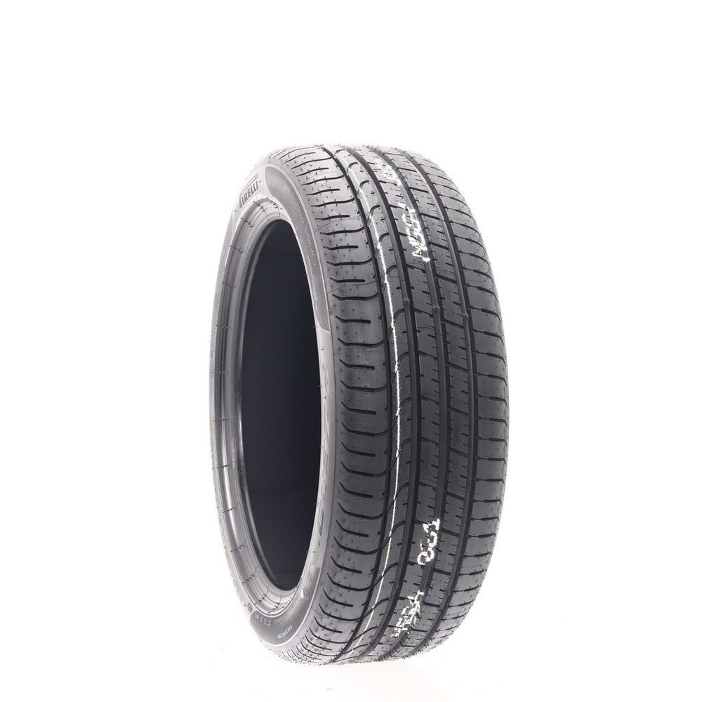 Set of (4) New 225/45R19 Pirelli P Zero Run Flat 92W - Image 1