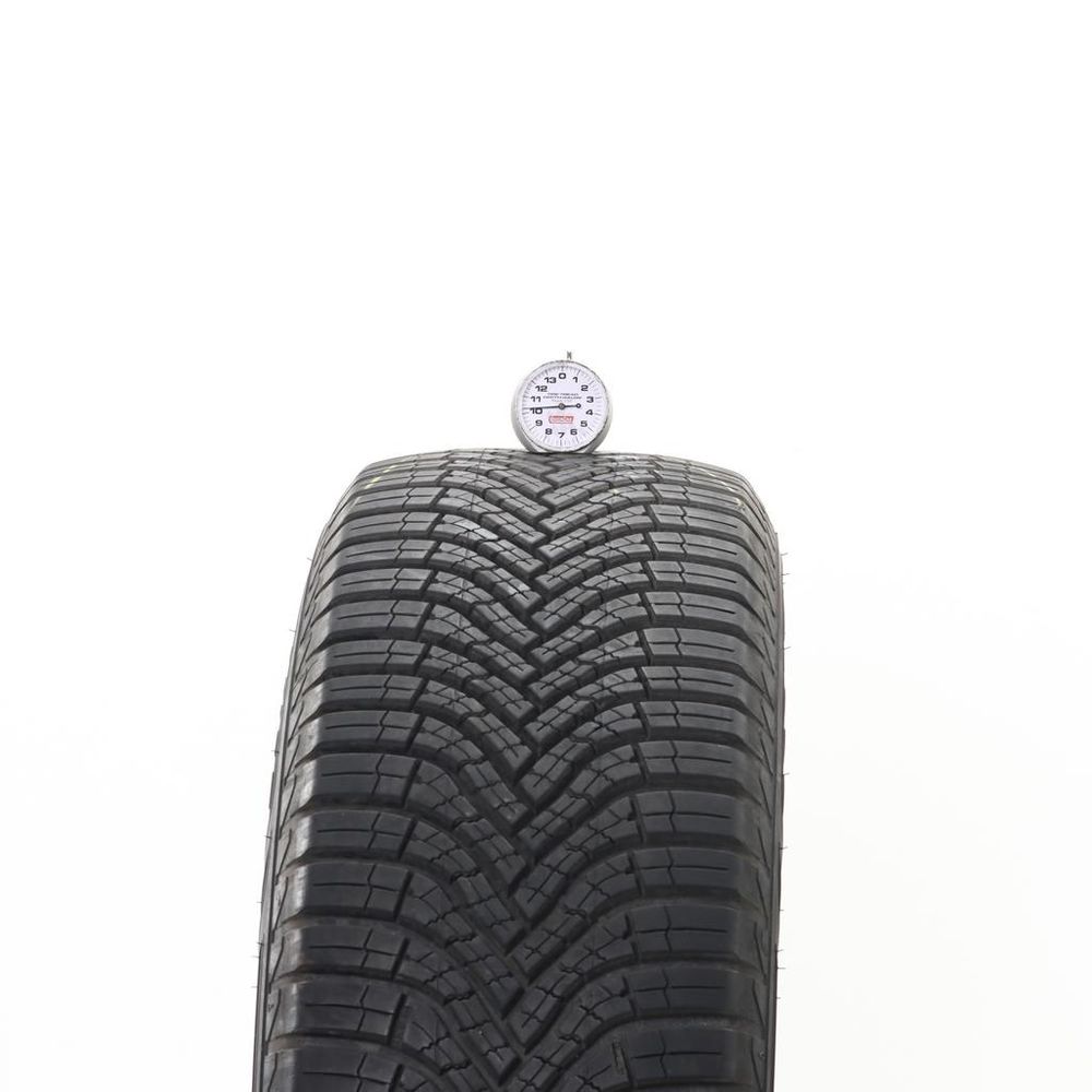 Used 235/65R17 Goodyear Assurance WeatherReady 2 104H - 10/32 - Image 2