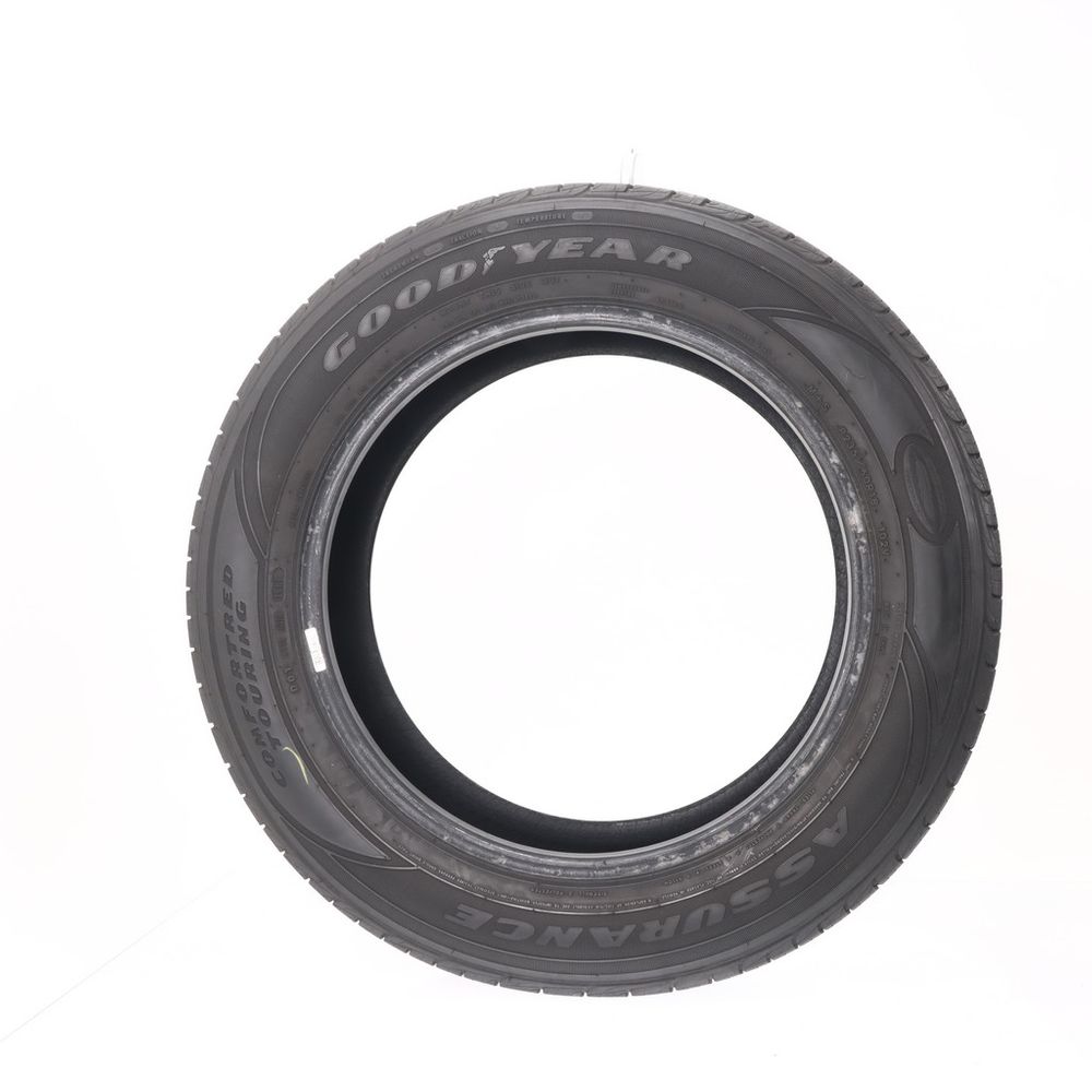 Used P 235/60R18 Goodyear Assurance Comfortred Touring 102V - 8/32 - Image 3