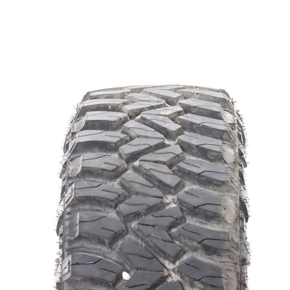 Used LT 265/70R17 Kumho Road Venture MT71 121/118Q E - 14/32 - Image 2