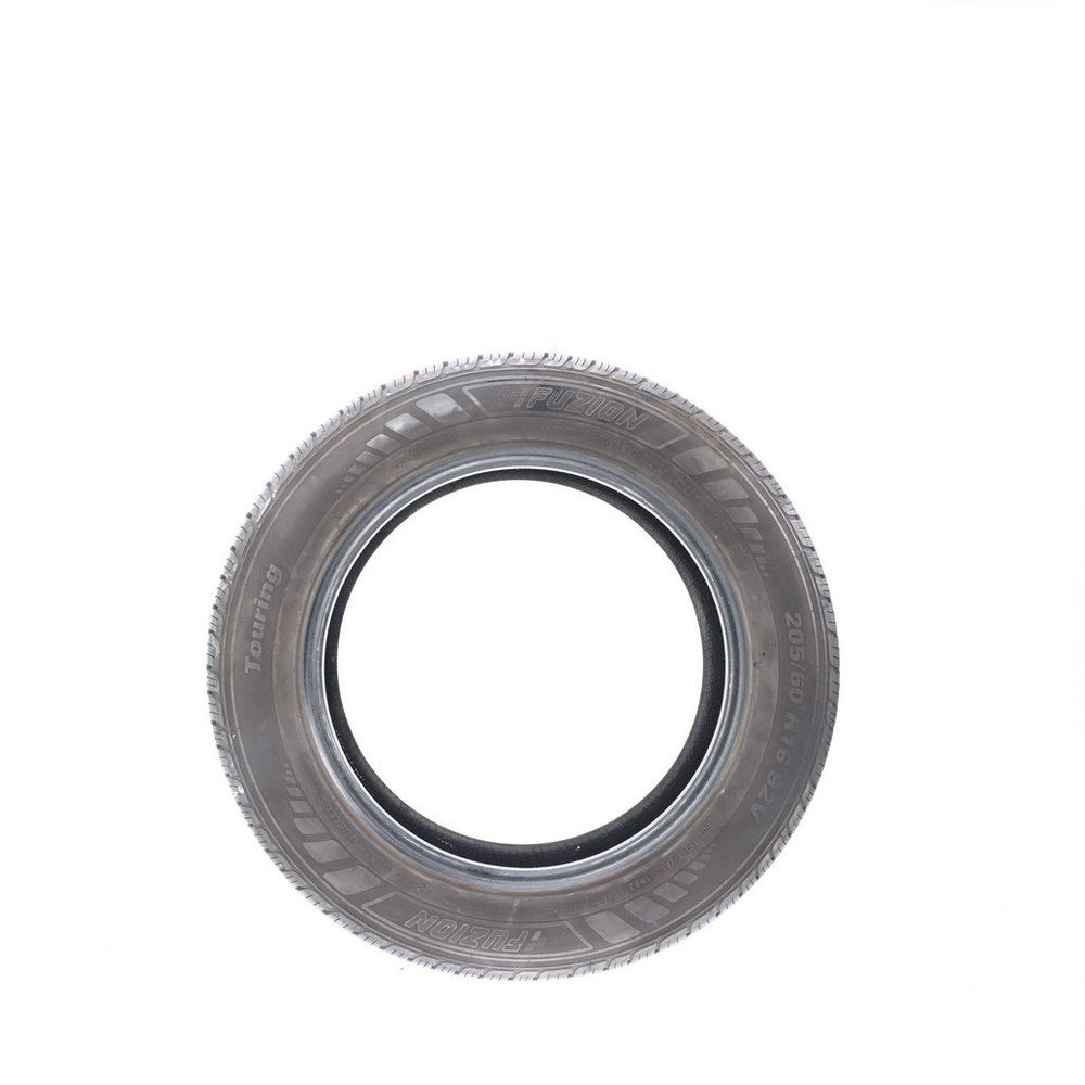 Used 205/60R16 Fuzion Touring TA71 92V - 7/32 - Image 3