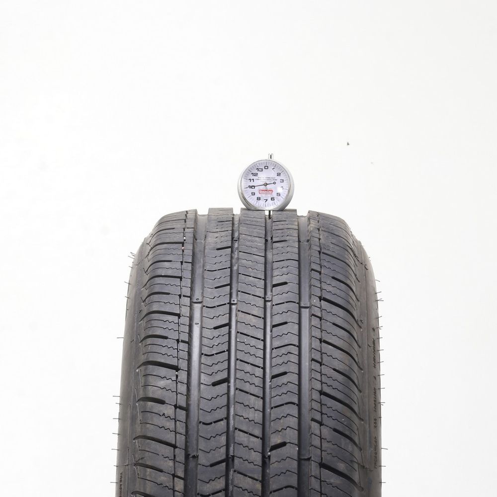 Used 215/65R17 Arizonian Silver Edition 99T - 10/32 - Image 2