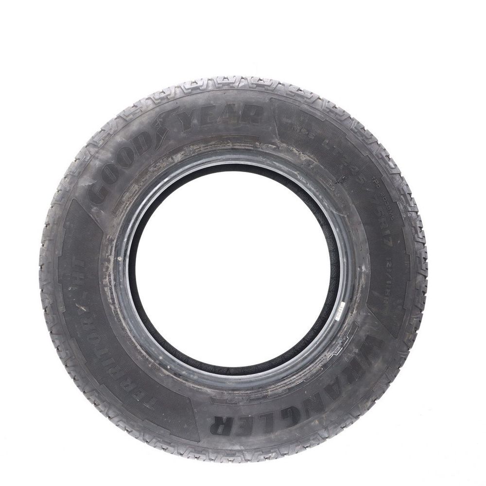 Used LT 245/75R17 Goodyear Wrangler Territory HT 121/118R E - 10/32 - Image 3