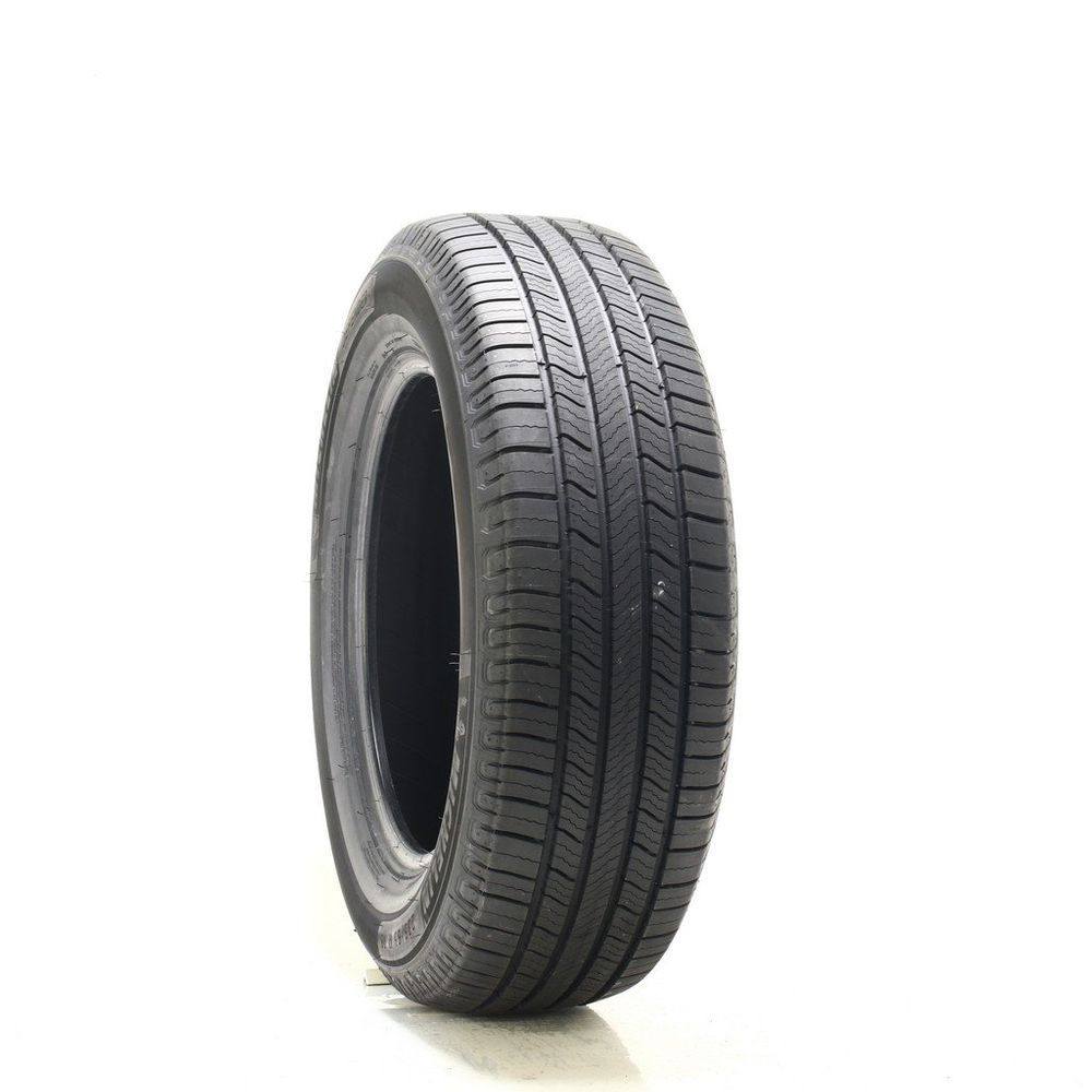 New 235/65R18 Michelin Defender 2 106H - Image 1