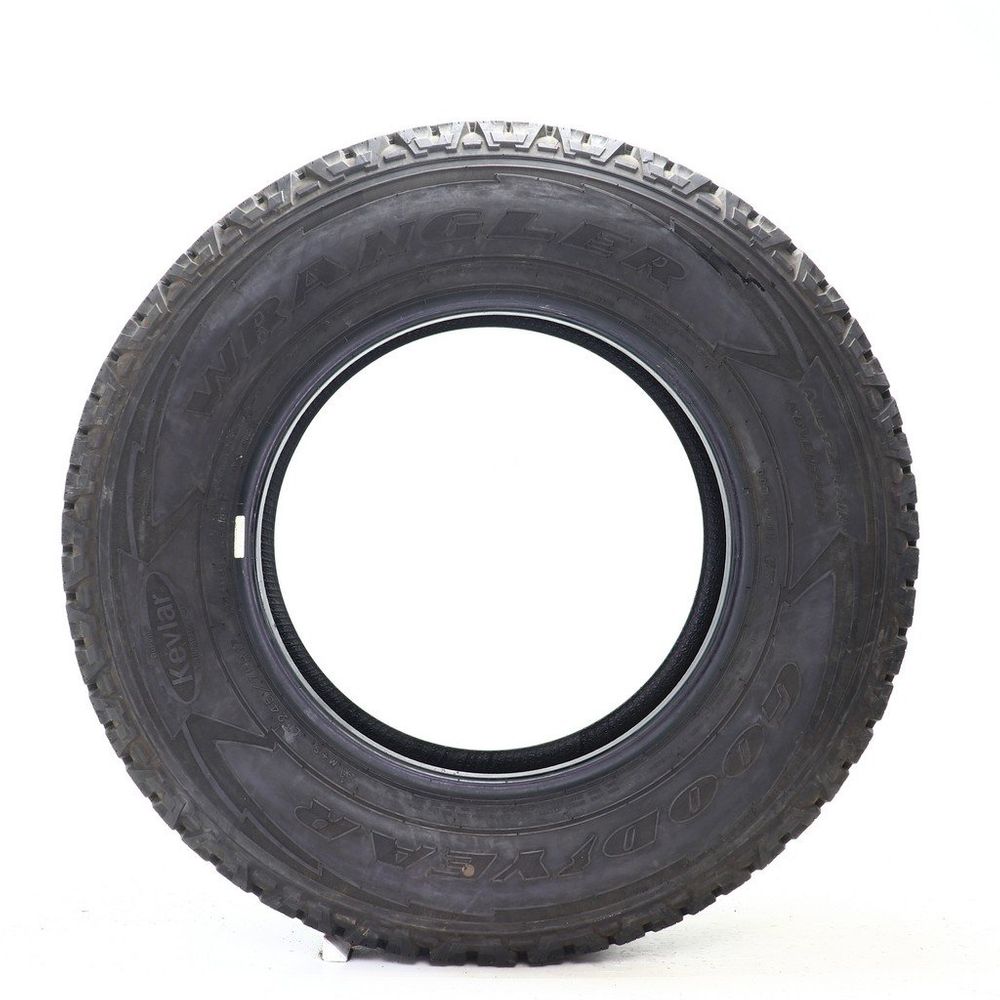 Set of (2) Used LT 245/75R17 Goodyear Wrangler All-Terrain Adventure Kevlar 121/118S E - 13-14/32 - Image 6