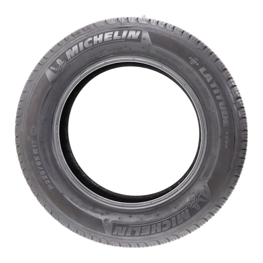 Set of (4) Used 225/65R17 Michelin Latitude Tour 100T - 8/32 - Image 3