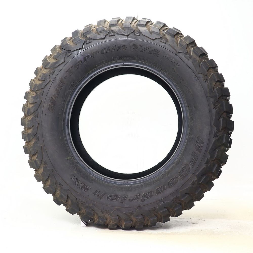 Set of (2) Used LT 285/70R17 BFGoodrich Mud-Terrain T/A KM3 121/118Q E - 12-13/32 - Image 3