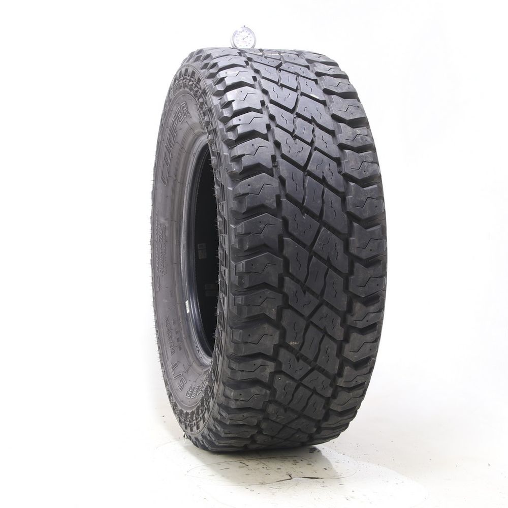 Used LT 305/65R17 Cooper Discoverer S/T Maxx 121/118Q - 9/32 - Image 1