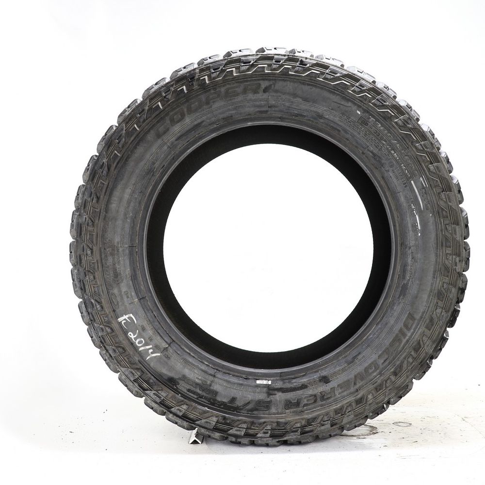 Used LT 305/55R20 Cooper Discoverer S/T Maxx Studded 121/118Q - 14/32 - Image 3