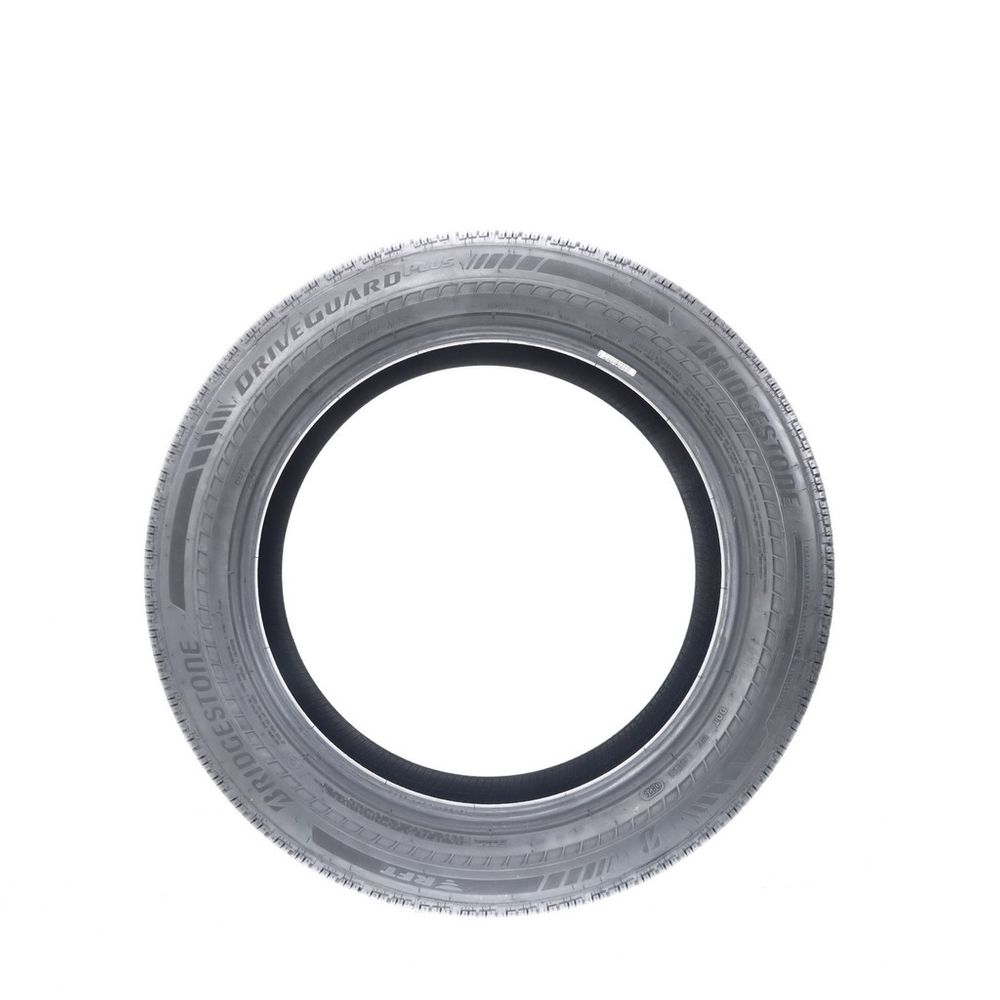 New 255/50R19 Bridgestone DriveGuard Plus RFT 107W - Image 3