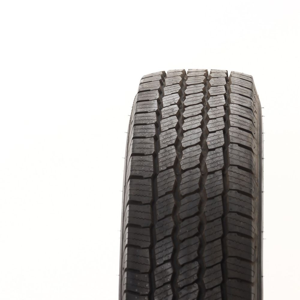 New LT 215/85R16 Kumho Crugen HT51 MO-V 115/112Q E - Image 2