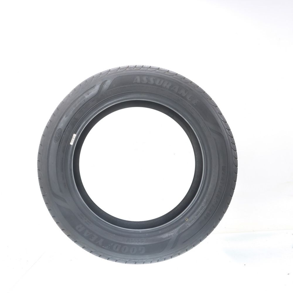 Driven Once 235/55R18 Goodyear Assurance WeatherReady 100V - 11/32 - Image 3