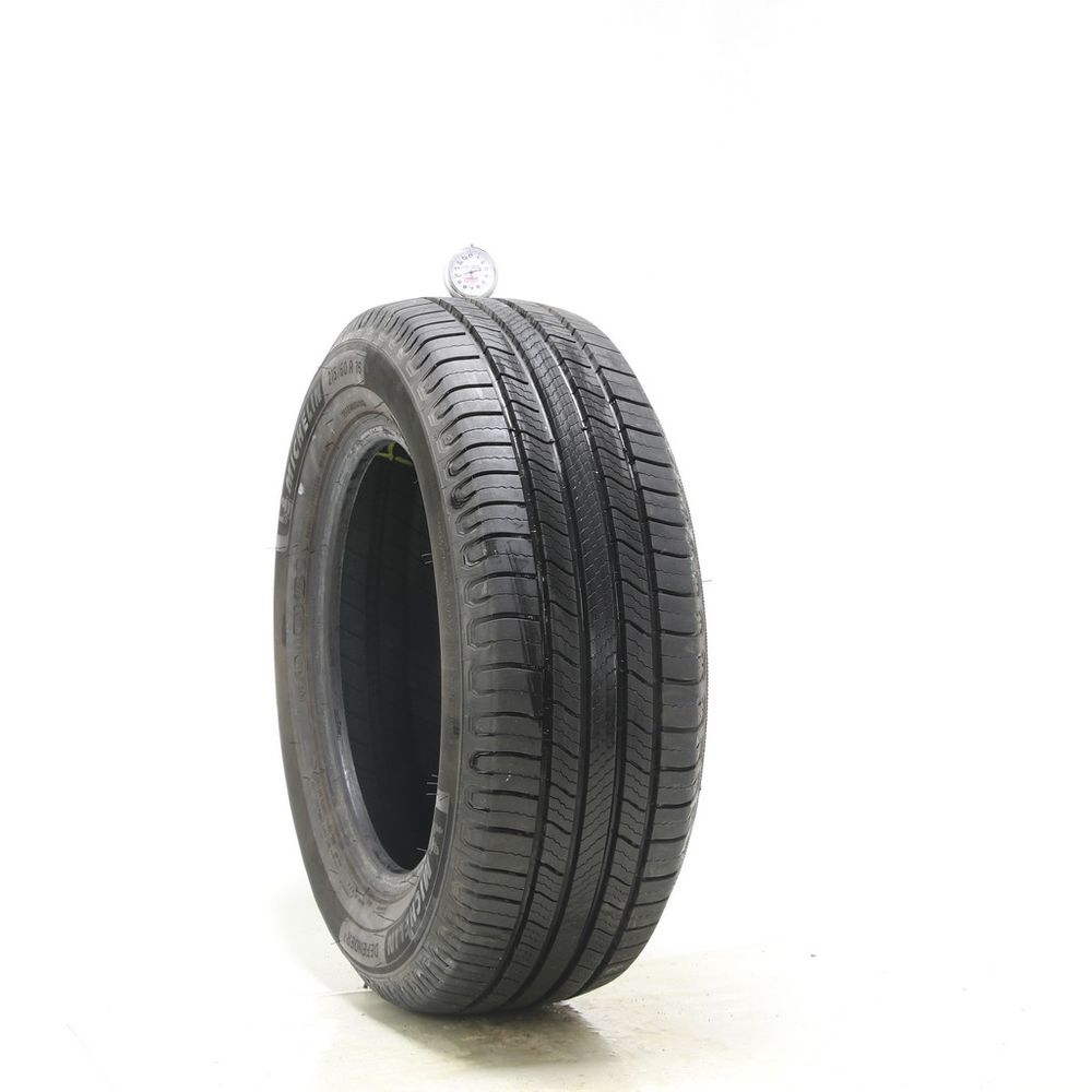 Used 215/60R16 Michelin Defender 2 95H - 9.5/32 - Image 1