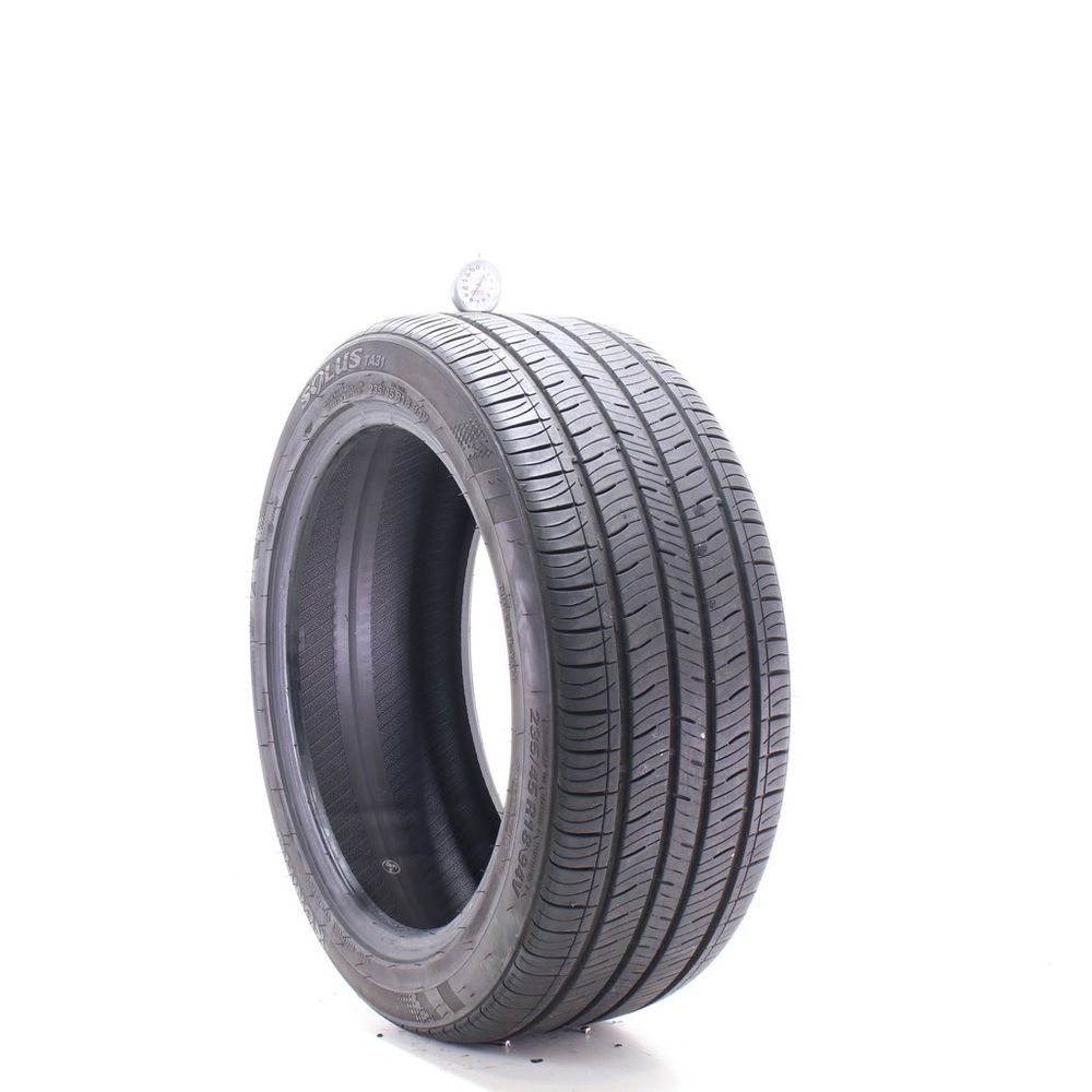Set of (4) Used 235/45R18 Kumho Solus TA31 94V - 7.5-9/32 - Image 4