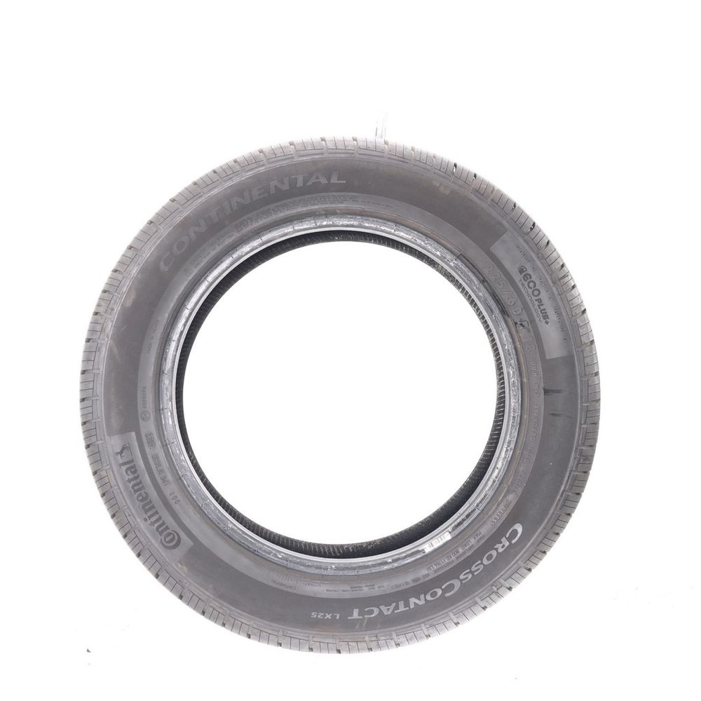 Set of (2) Used 225/60R18 Continental CrossContact LX25 100H - 9-10/32 - Image 6