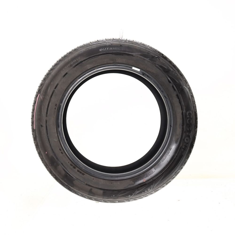 Set of (2) Used 215/65R17 Sumitomo GeoTour 99H - 6.5/32 - Image 3