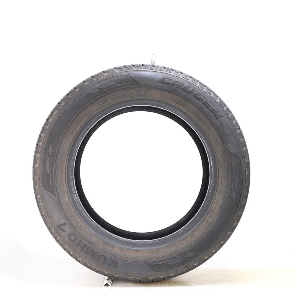 Set of (4) Used 225/65R17 Kumho Crugen Premium 102V - 7-8.5/32 - Image 3