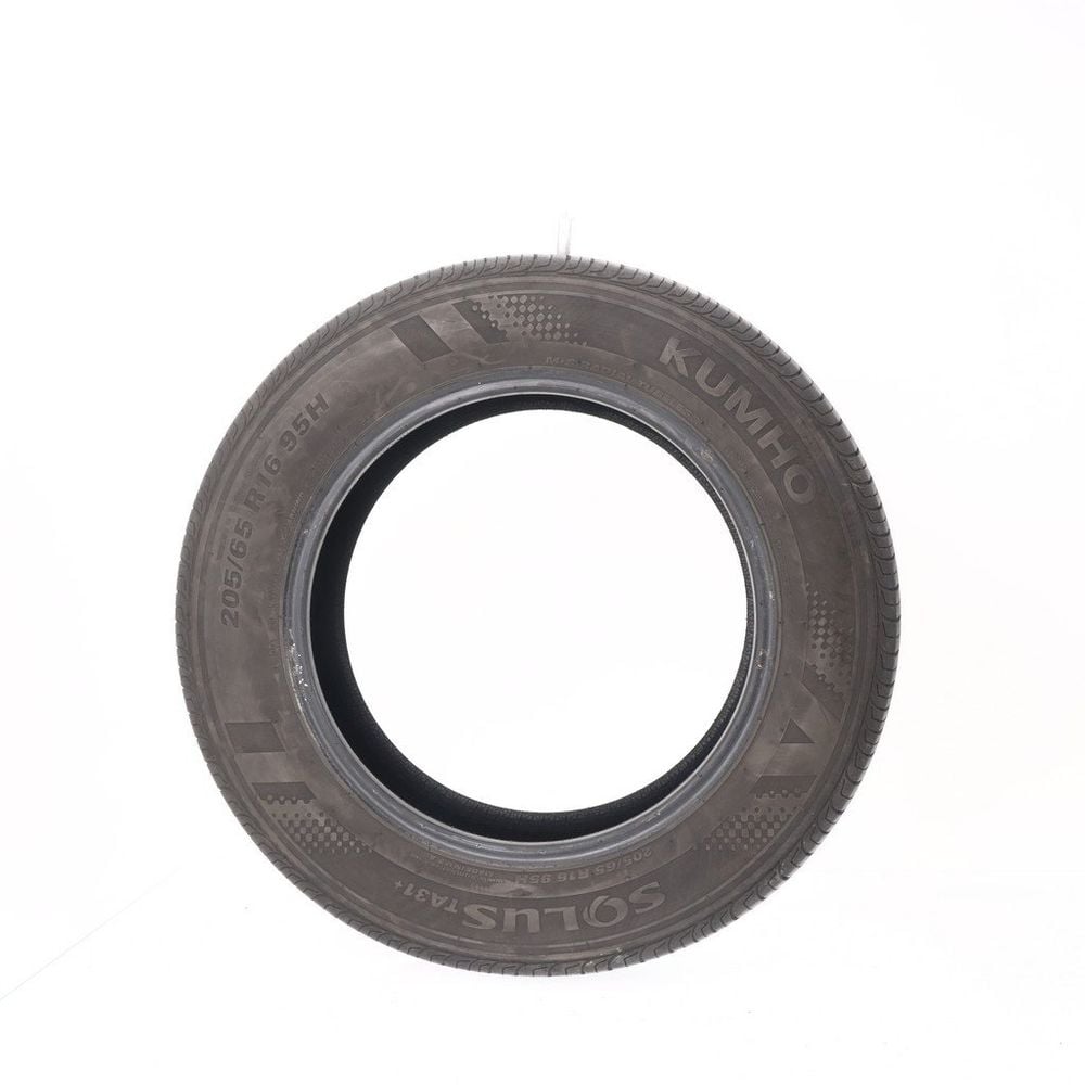 Set of (4) Used 205/65R16 Kumho Solus TA31 Plus 95H - 6-7.5/32 - Image 3