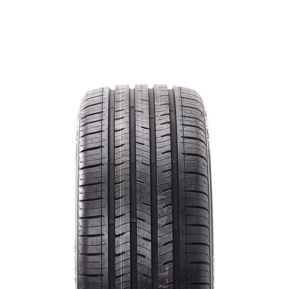 New 225/45R18 Kumho Solus TA31 95V - Image 2