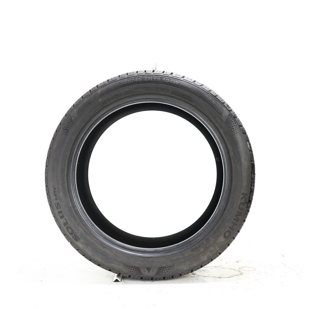 Used 255/45ZR19 Kumho Solus TA71 104W - 9.5/32 - Image 3