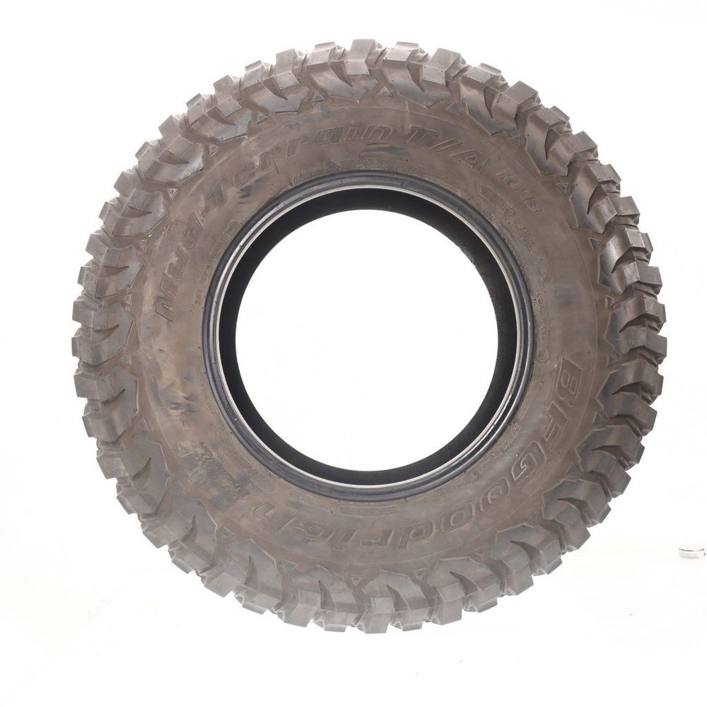 Used LT 35X12.5R17 BFGoodrich Mud-Terrain T/A KM3 121Q E - 18/32 - Image 3