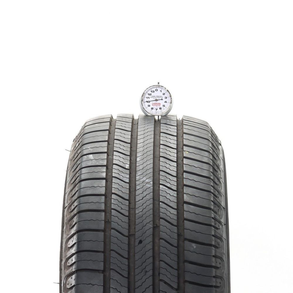 Set of (2) Used 235/65R18 Michelin Defender 2 106H - 8.5-10/32 - Image 5