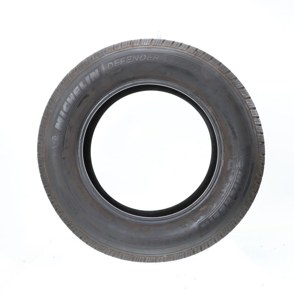 Set of (2) Used 255/65R18 Michelin Defender LTX M/S 111T - 8.5-9.5/32 - Image 3