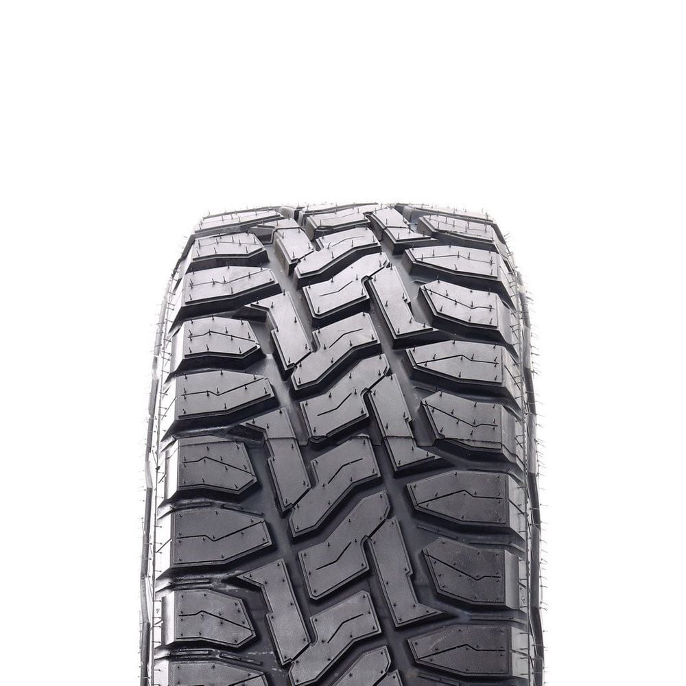 New LT 285/65R18 Toyo Open Country RT 125/122Q E - Image 2