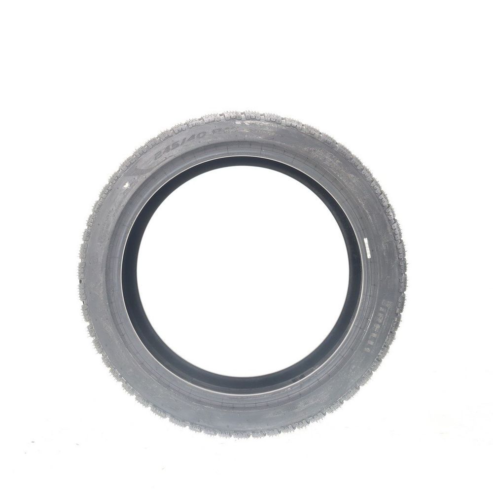New 245/40R19 Pirelli P Zero Run Flat 98H - Image 3
