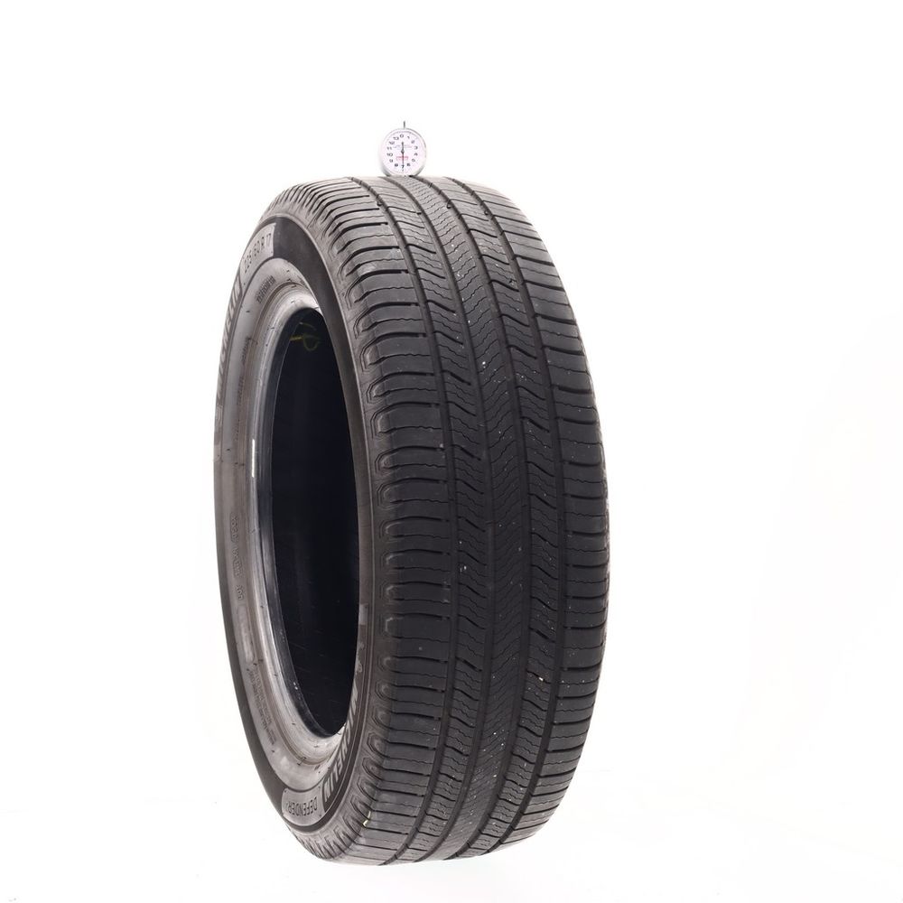 Set of (2) Used 225/60R17 Michelin Defender 2 99H - 6-7/32 - Image 4
