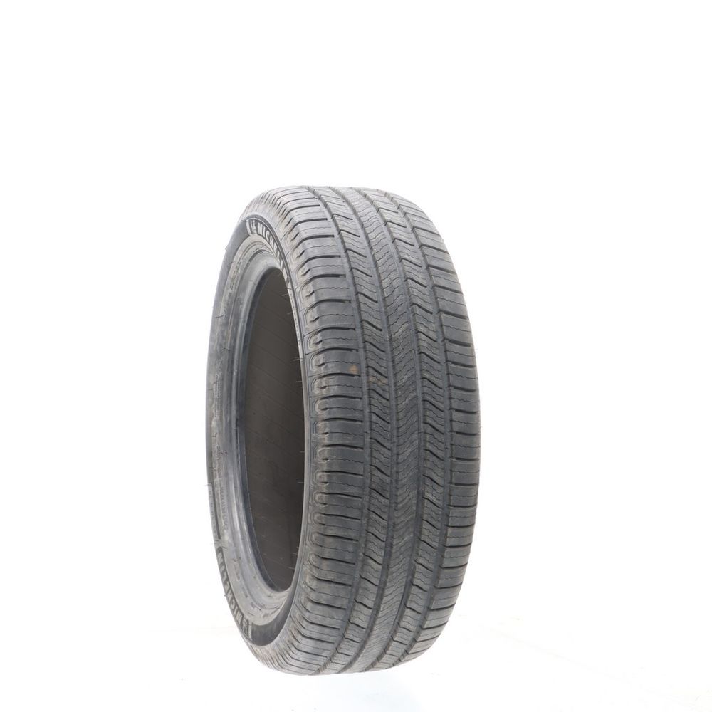 Driven Once 235/50R19 Michelin Defender 2 103H - 11/32 - Image 1