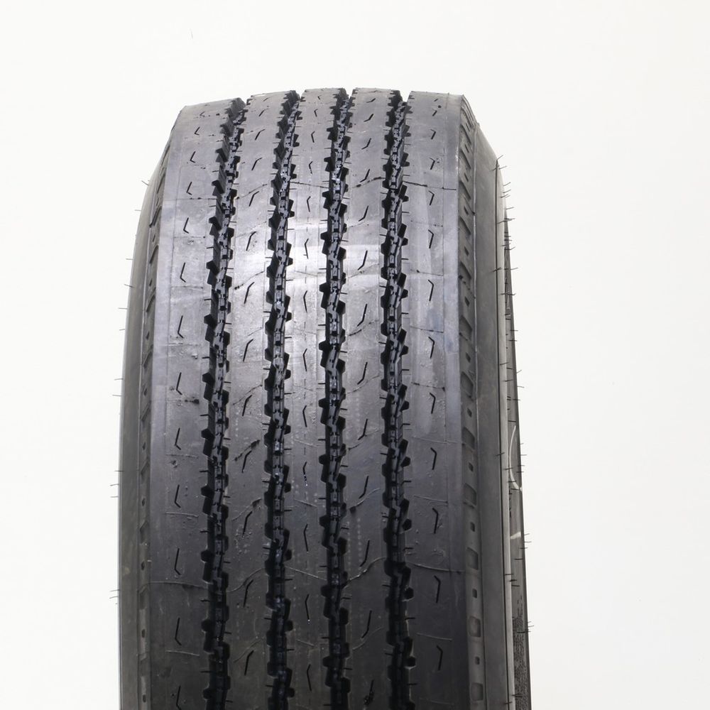 Driven Once 225/70R19.5 Goodyear Unisteel G670 RV 1N/A - 12.5/32 - Image 2