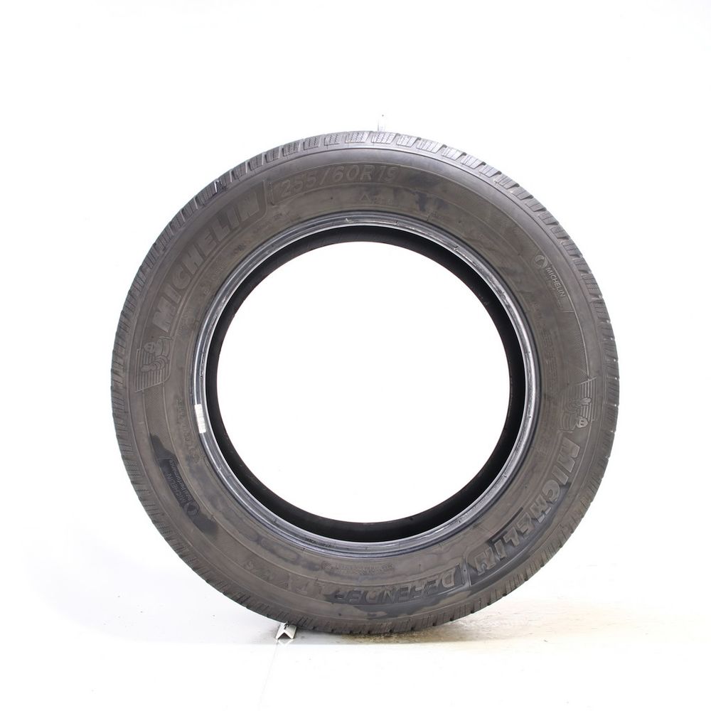 Used 255/60R19 Michelin Defender LTX MS 109H - 8.5/32 - Image 3
